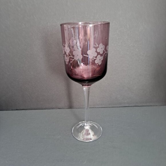 Artland Amethyst Cherry Blossom Wine Glass 8 5/8" Etched Purple Goblet Elegant - Picture 1 of 15